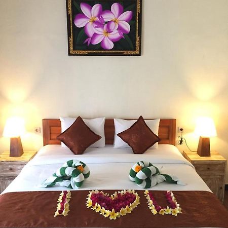 D'Lebah Homestay Nusa Penida Exterior foto