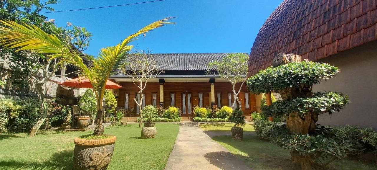 D'Lebah Homestay Nusa Penida Exterior foto