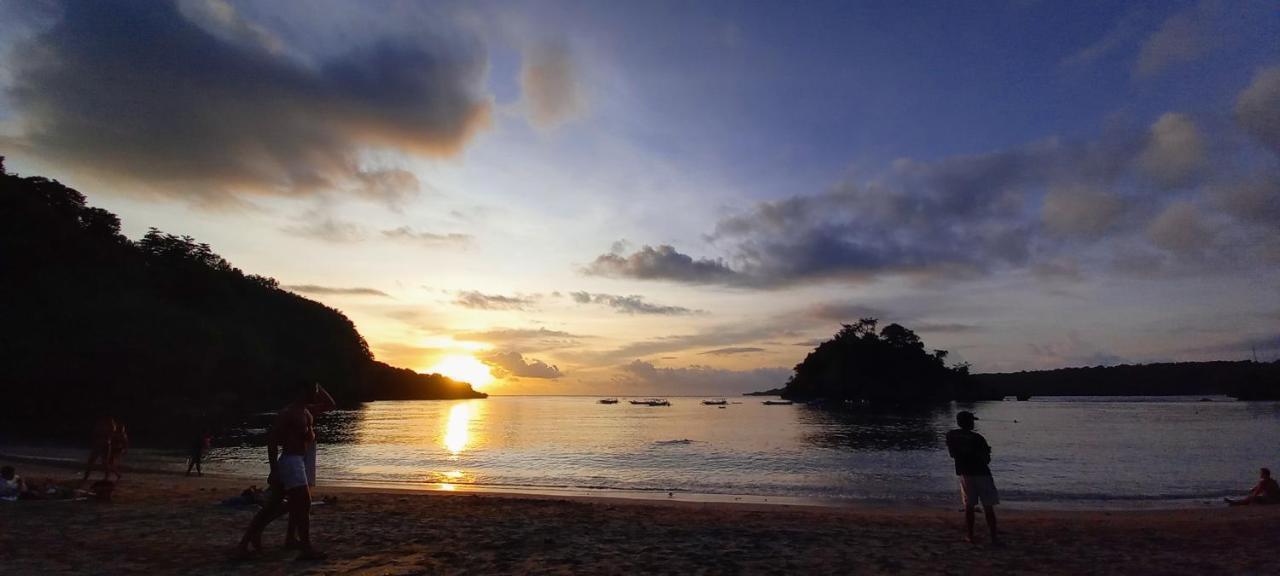 D'Lebah Homestay Nusa Penida Exterior foto
